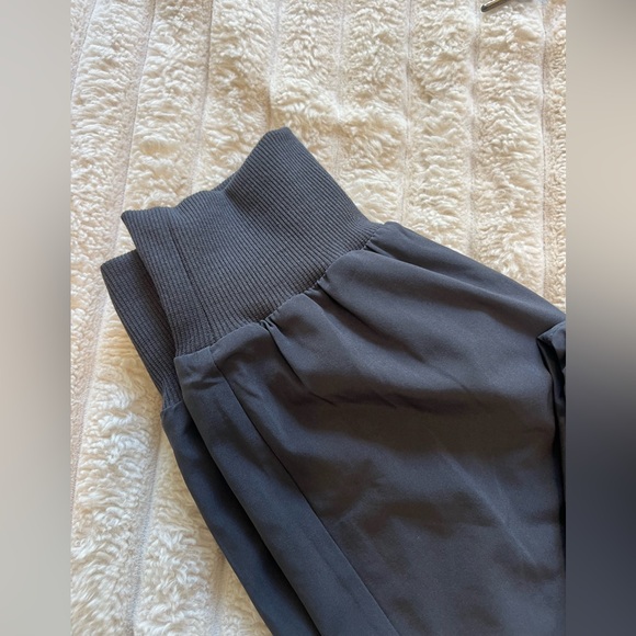 Athleta lined city jogger - Picture 3 of 12